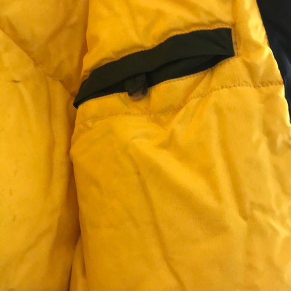 Northwest Territory Winter Coat Size Medium - Picture 11 of 16